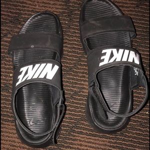 puma tanjun sandals